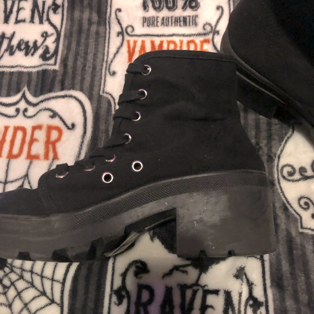 Forever 21 goth heel boots